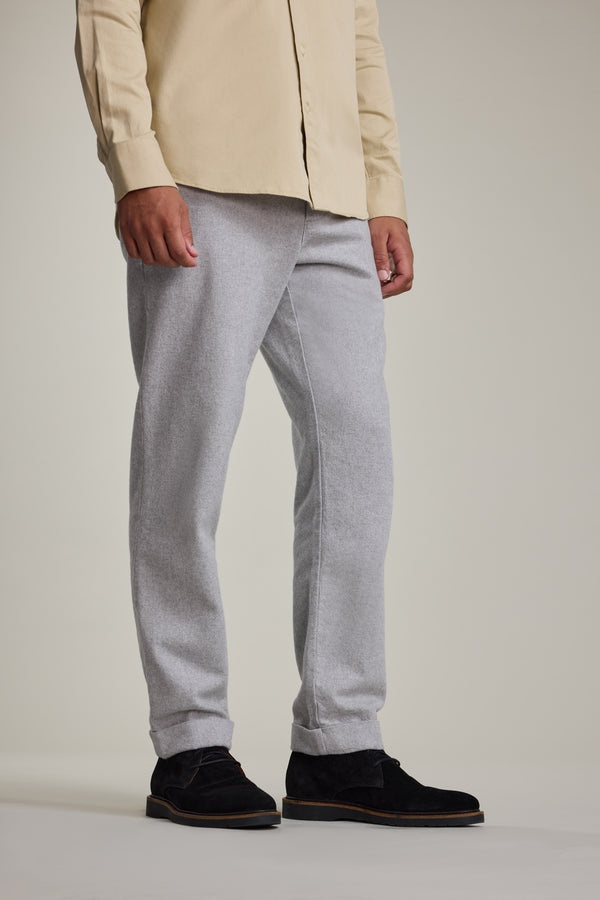 Barkers Dunmore Pant in light grey, relaxed fit, alternate view