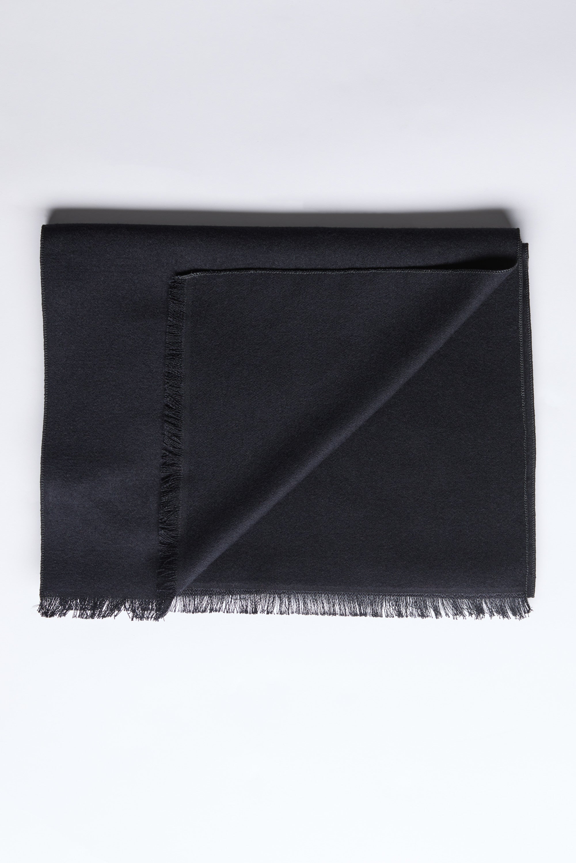 Barkers Harper Scarf in black