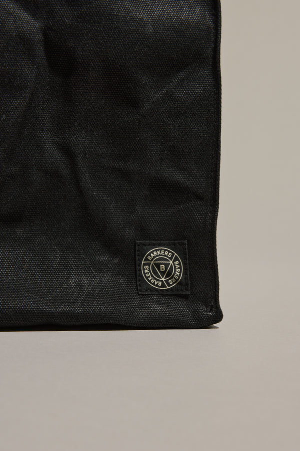 Barkers Waxed Lunch Bag in black, additional view