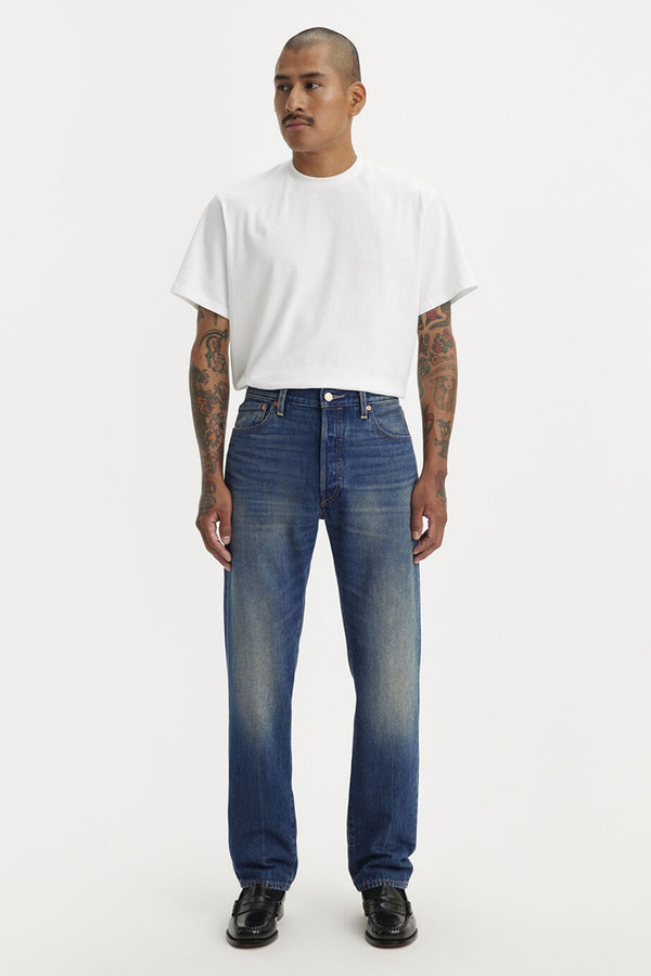 Levi’s 501 '54 Jean in dark wash, straight fit