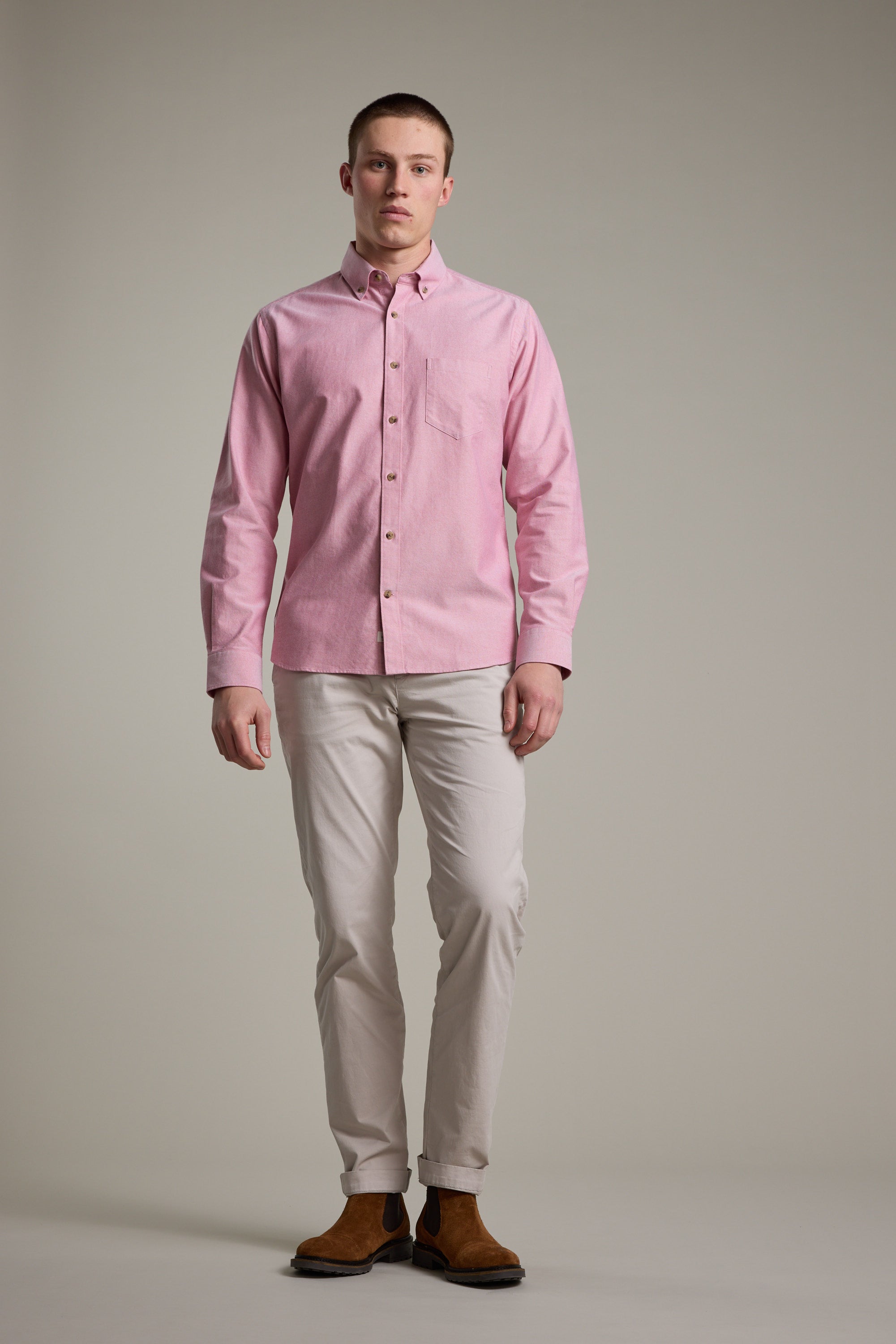 Barkers Thatcher Oxford Shirt in red, tailored fit