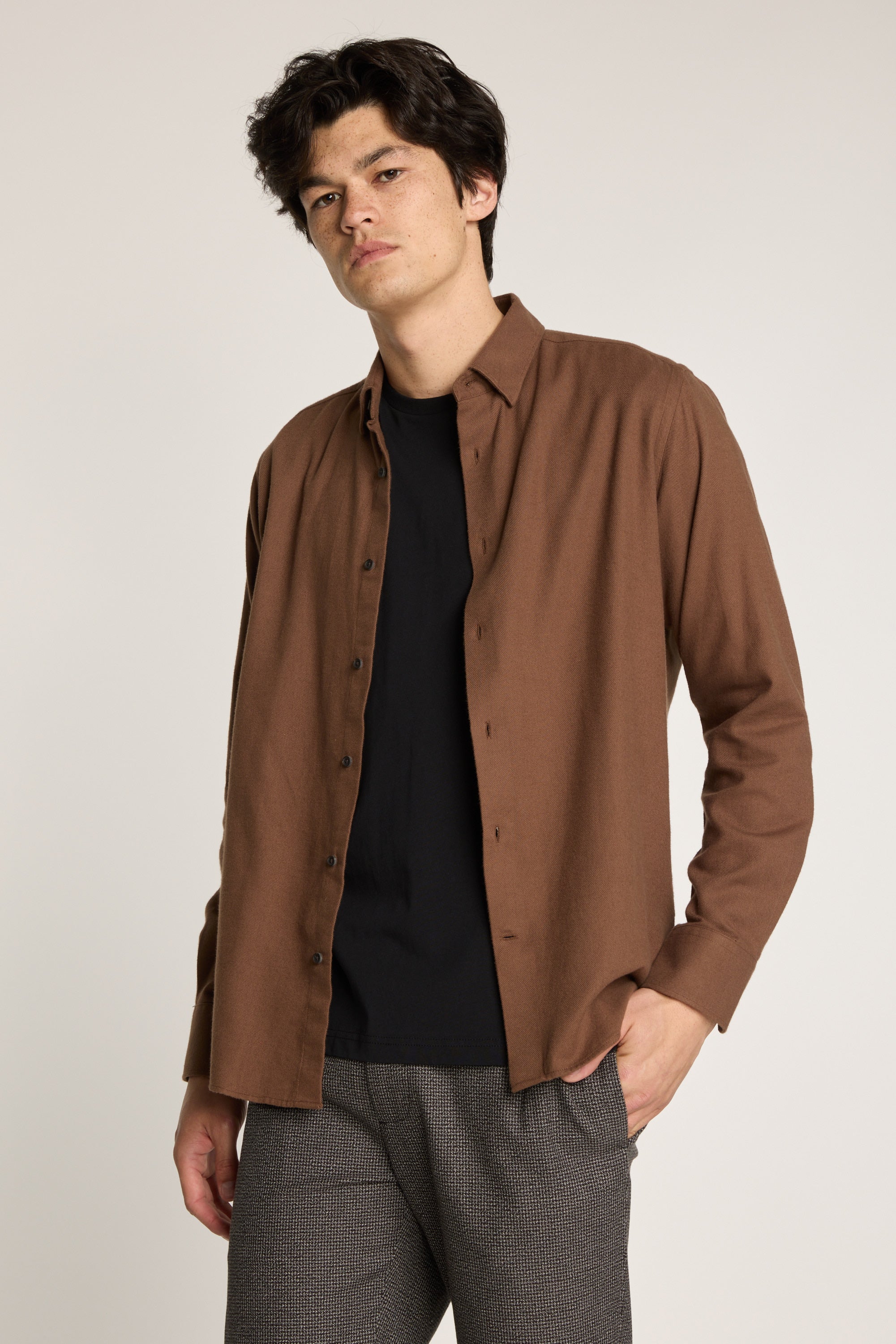 Barkers Renick Twill Shirt in brown, classic fit