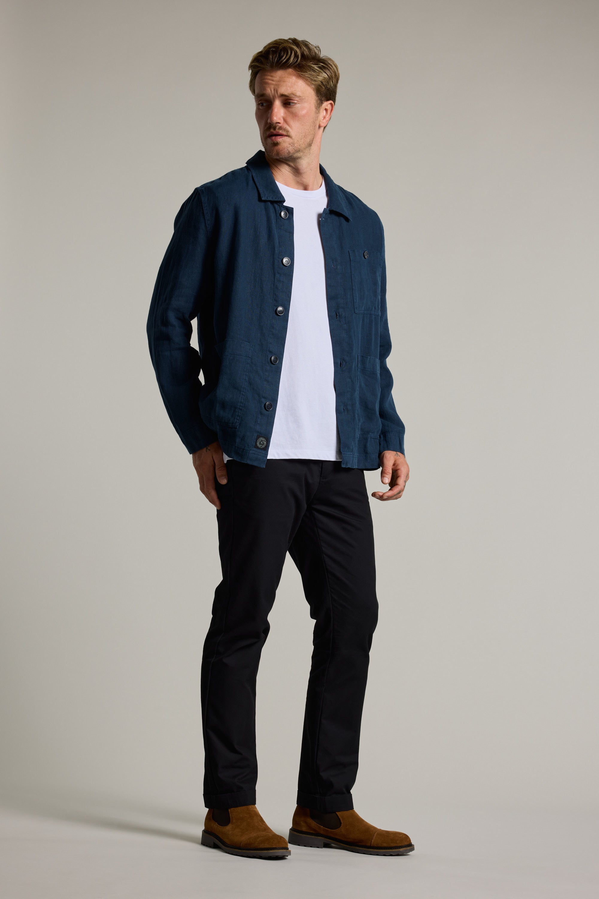 Barkers Forelle Linen Overshirt Jacket in dark blue, additional view
