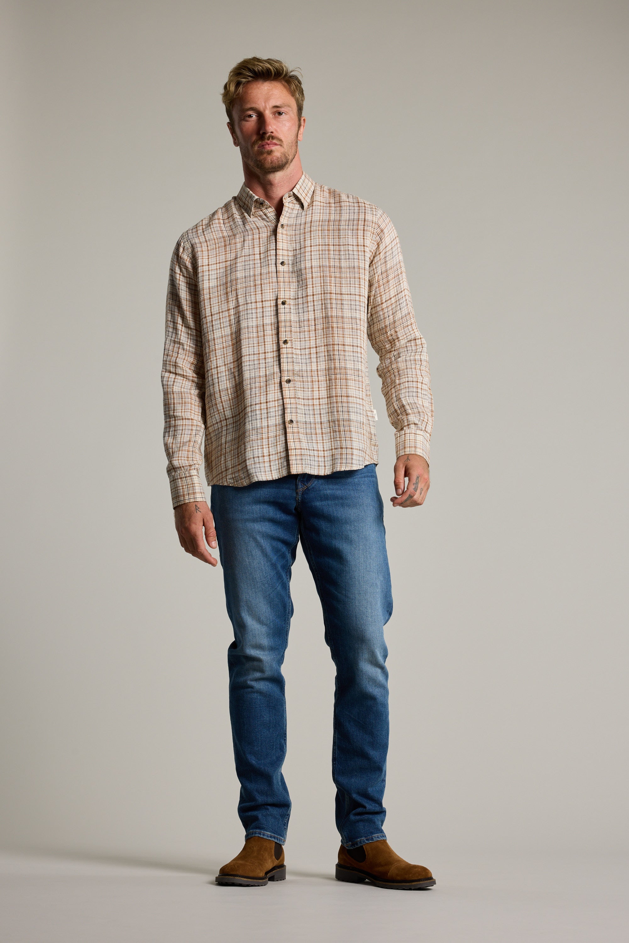 Barkers Corwin Check Shirt in brown check, tailored fit, additional view