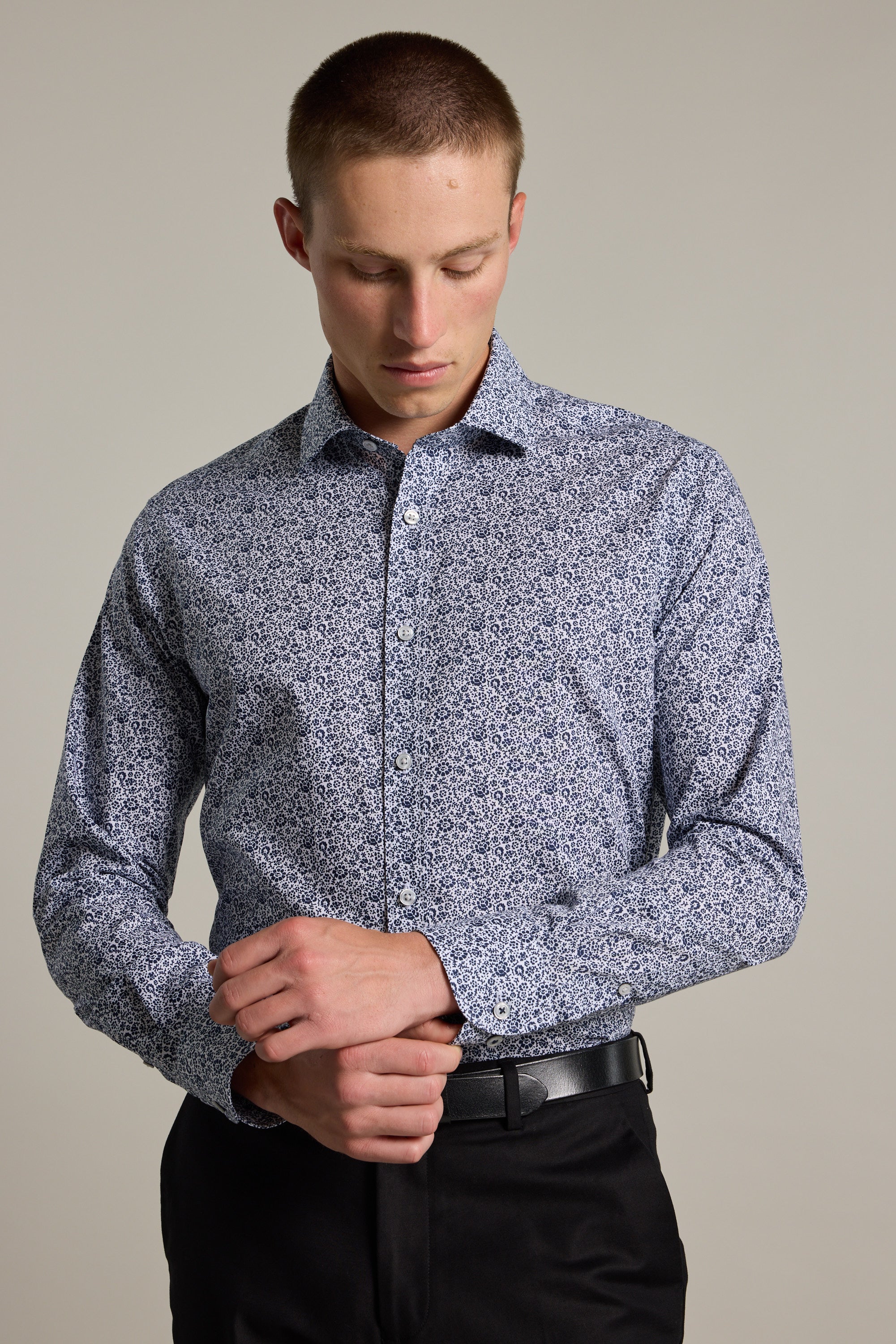 Barkers Gordon Print Business Shirt in navy, tailored fit, alternate view