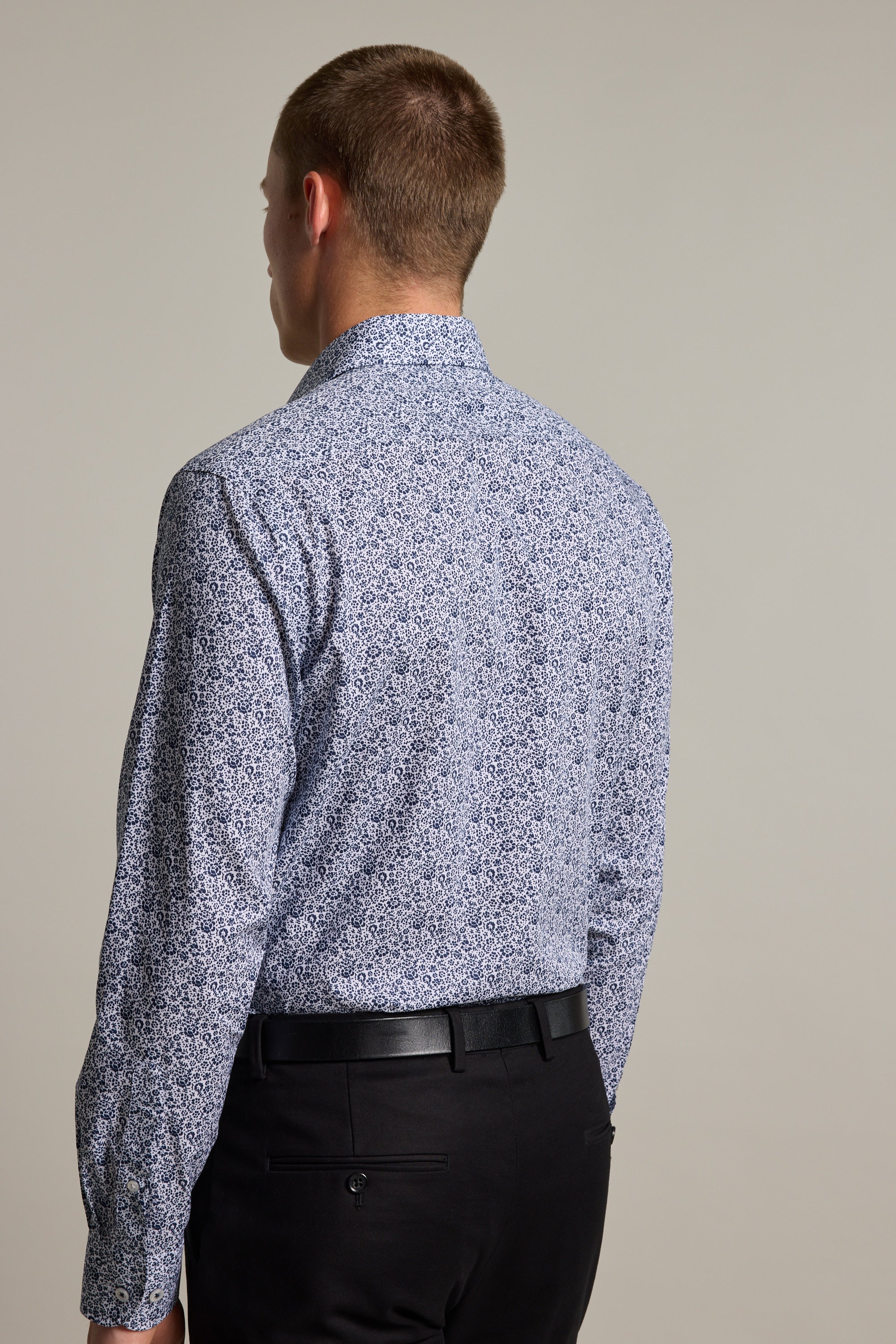 Barkers Gordon Print Business Shirt in navy, tailored fit, additional view
