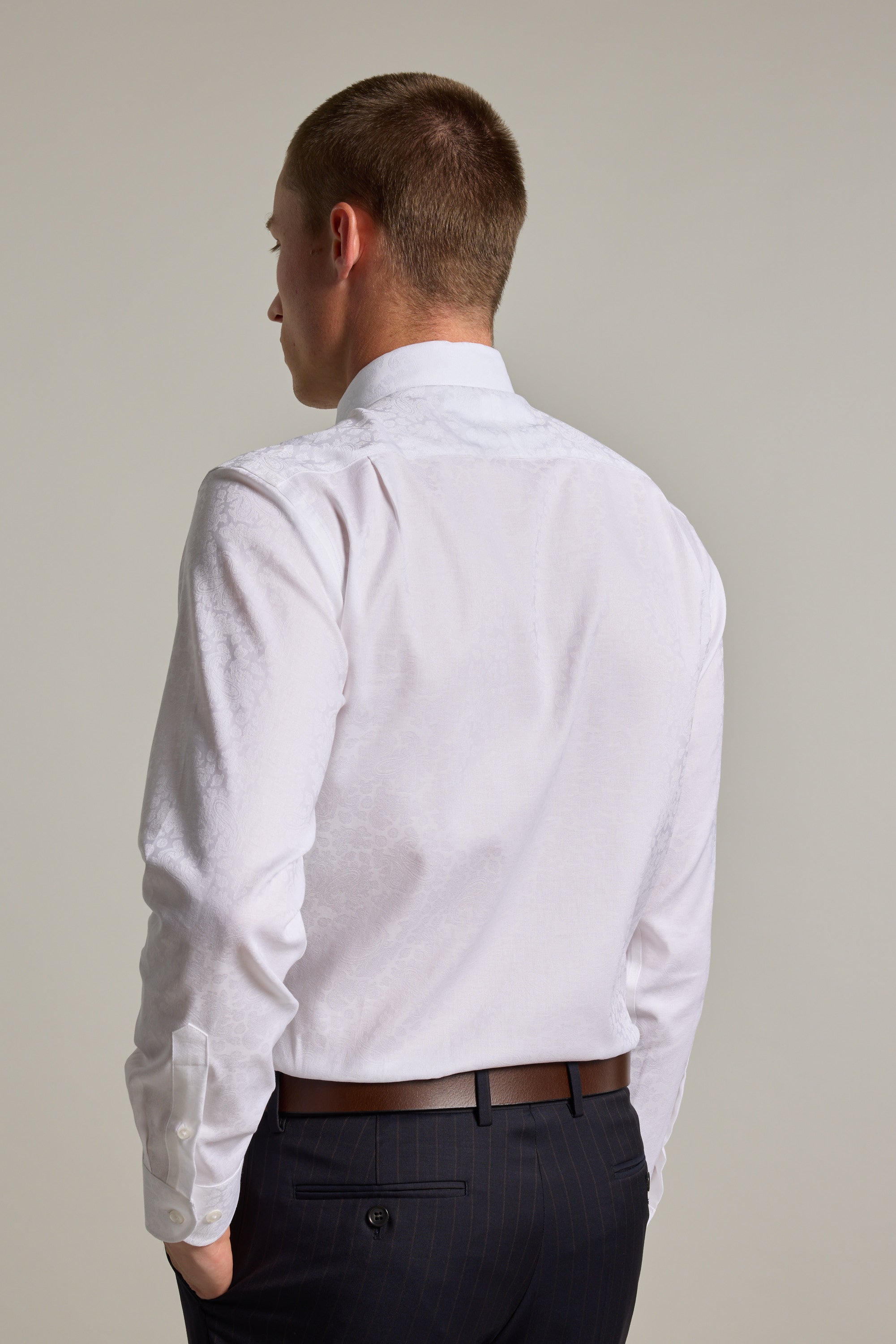 Barkers Corran Paisley Business Shirt in white, tailored fit, additional view