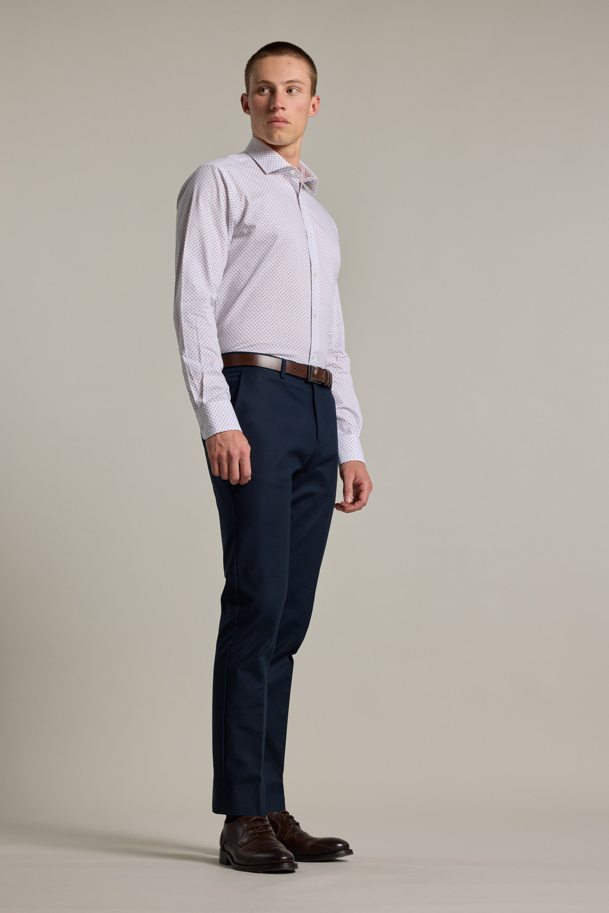 Barkers Foster Print Business Shirt in white, tailored fit, additional view