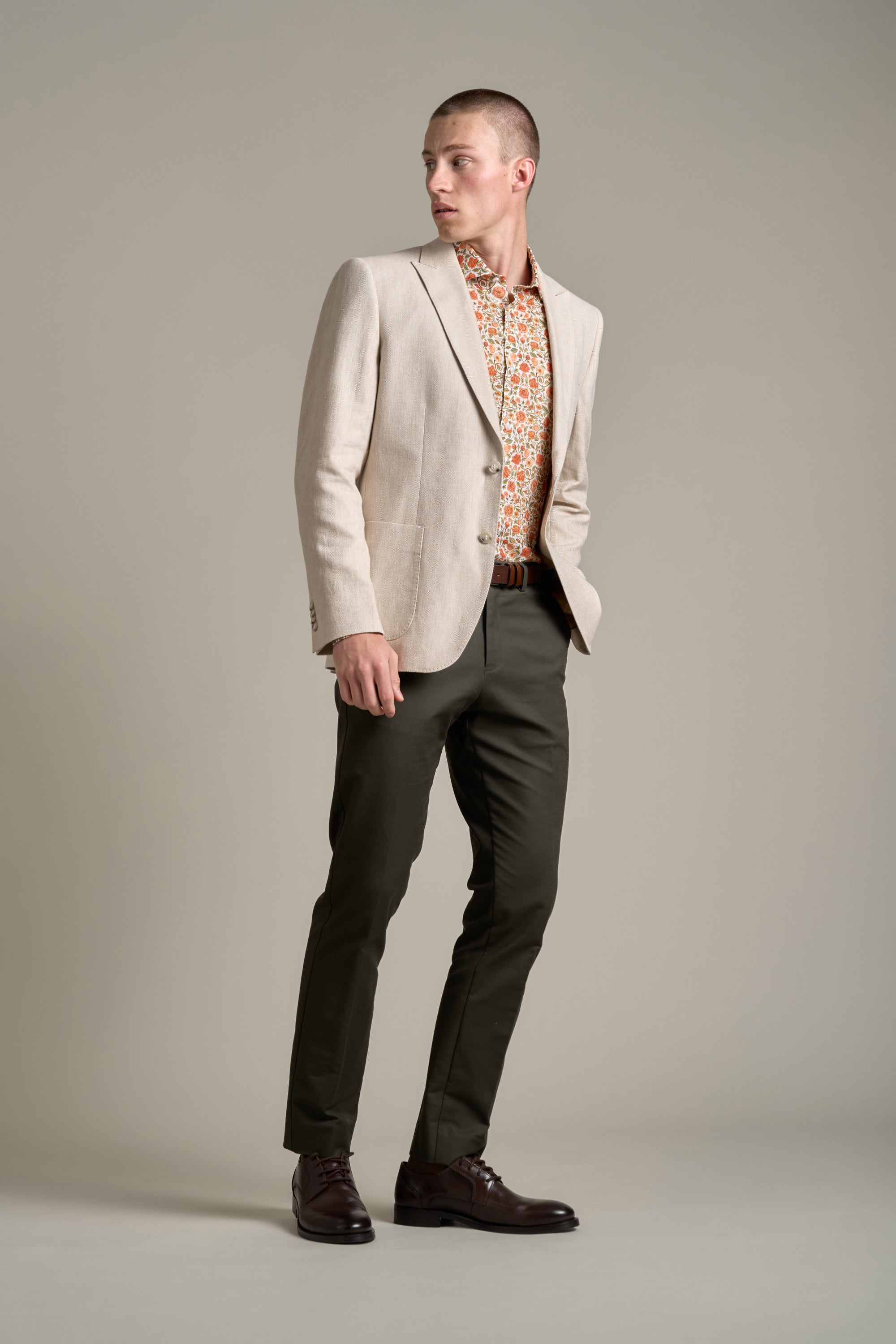 Barkers Hume Herringbone Blazer in ecru, additional view