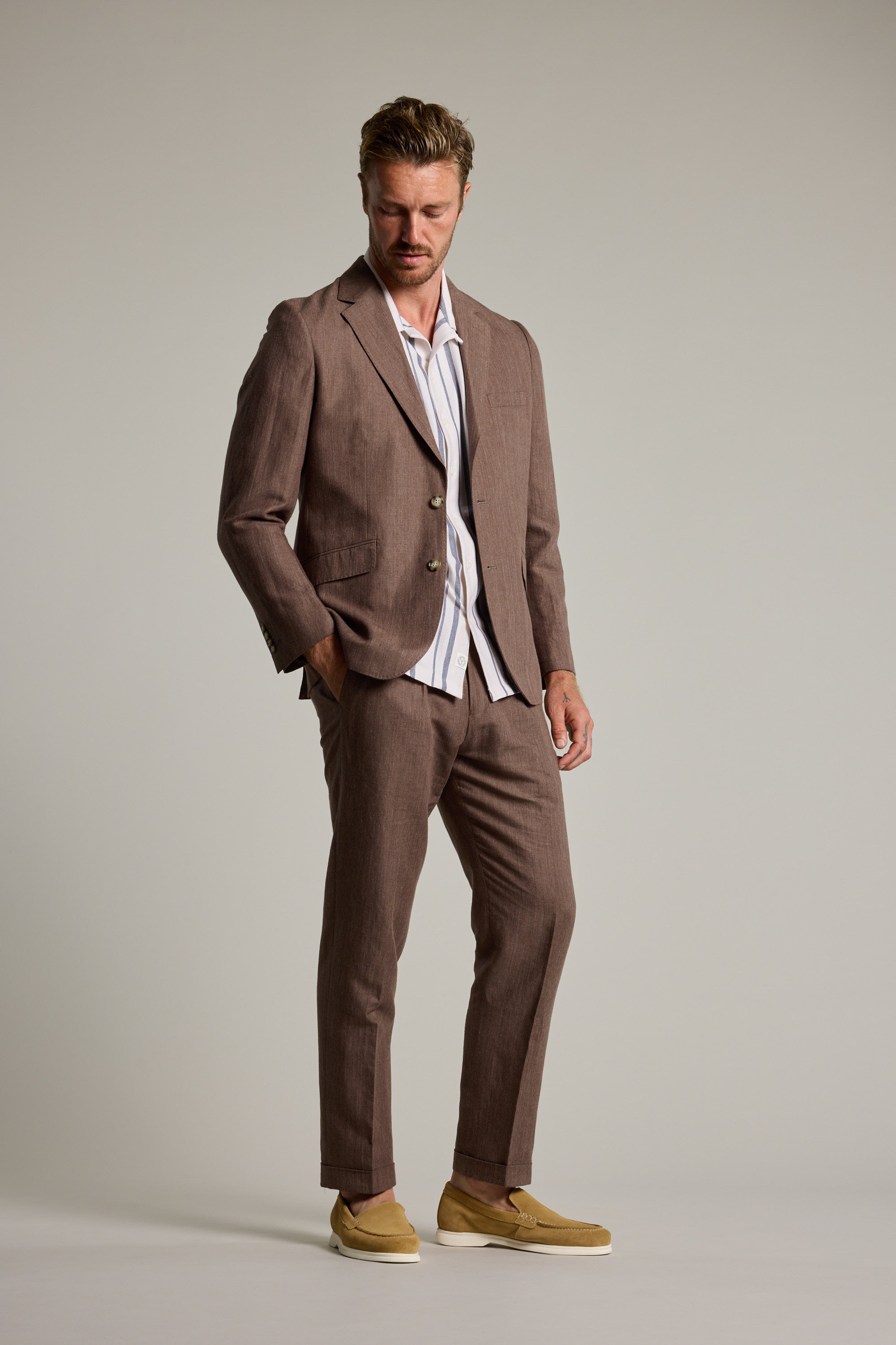 Barkers Hollins Linen Blazer in brown, additional view