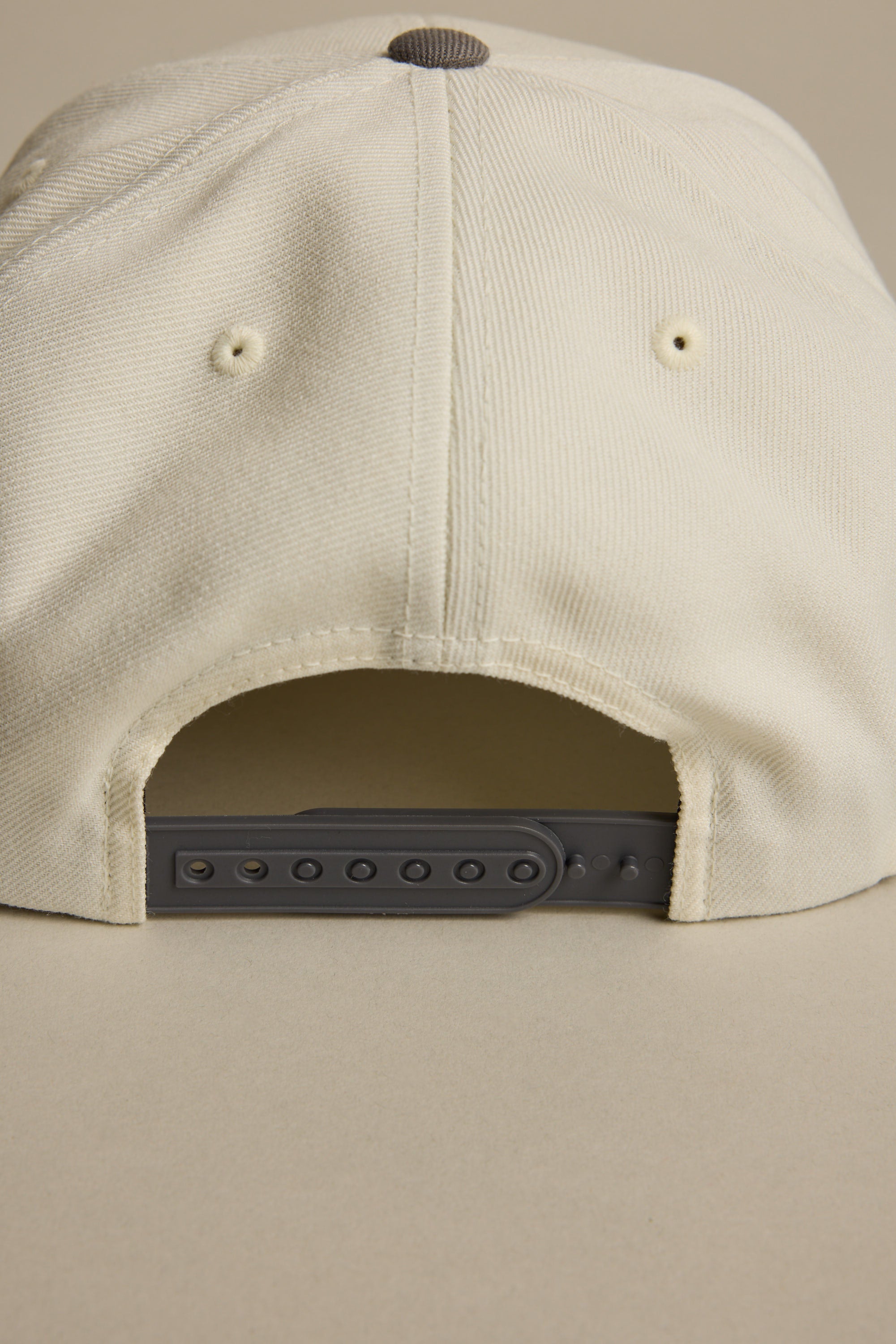 Brixton Oath III Snapback in off white, additional view