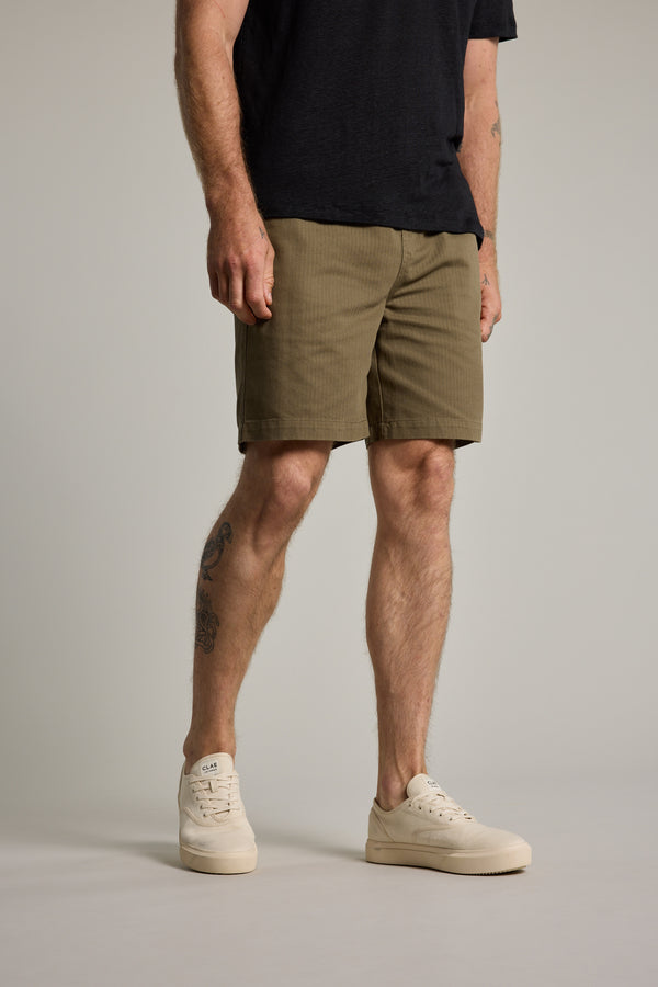 Barkers Hampton Weekend Short in khaki
