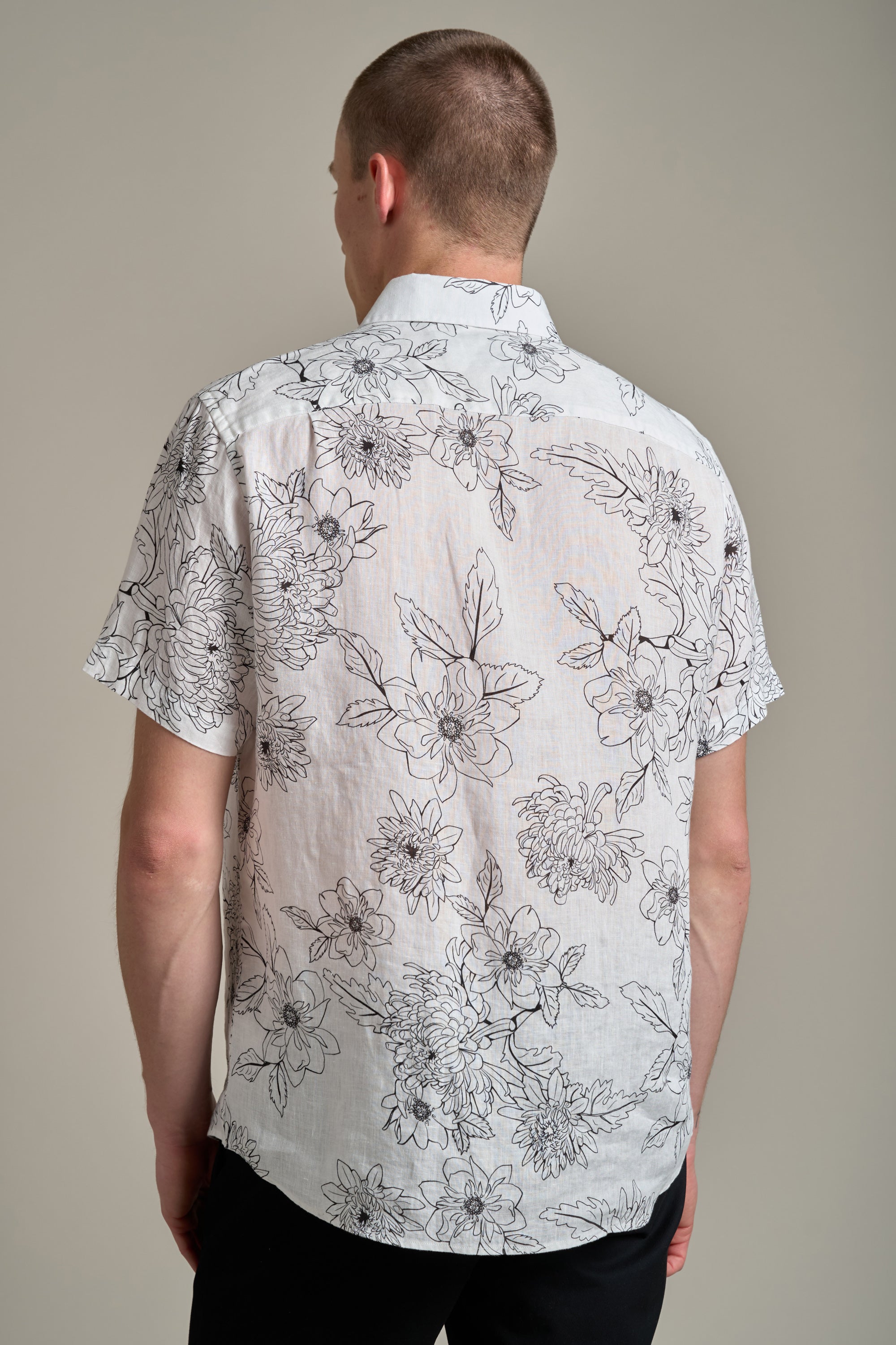 Barkers Maldon Linen Print Shirt in white, tailored fit, additional view