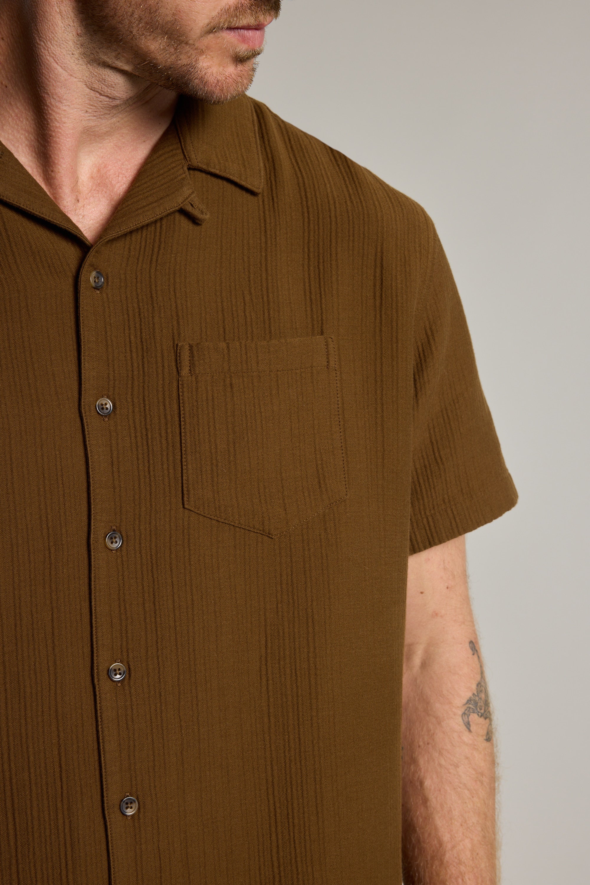 Barkers Penfield Texture Cuban Shirt in dark tobacco, additional view