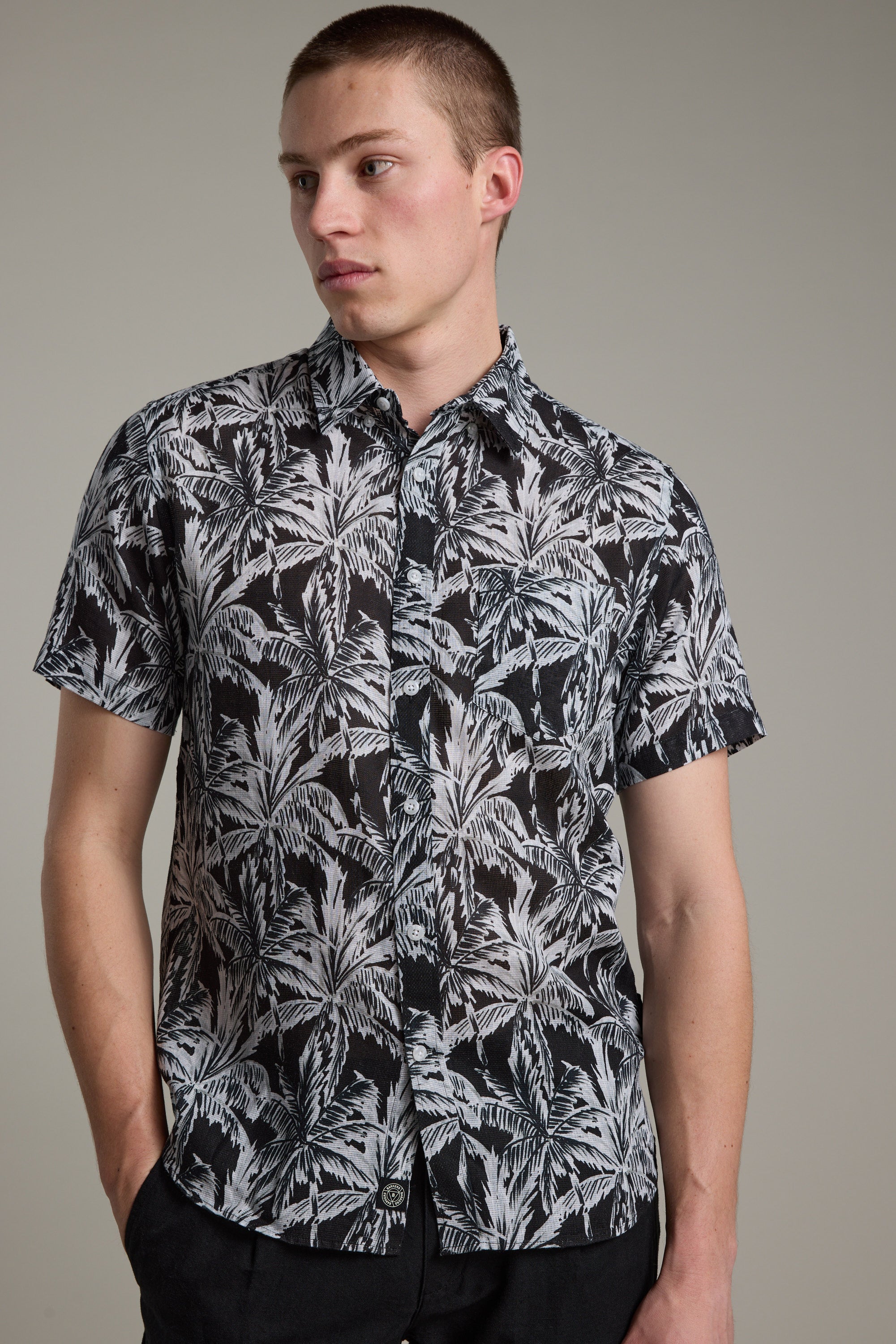 Barkers Madison Print Shirt in black/white, classic fit
