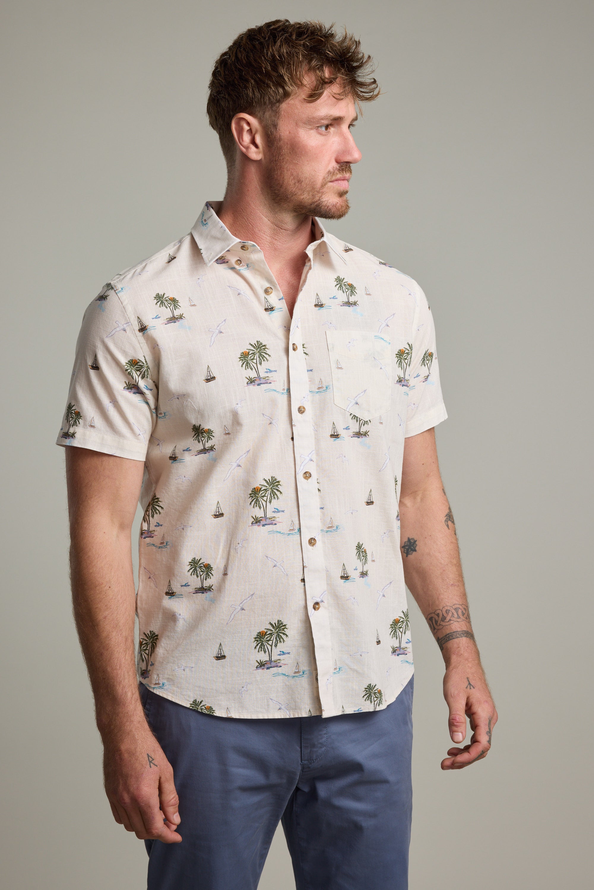 Barkers Island Print Shirt in natural, additional view