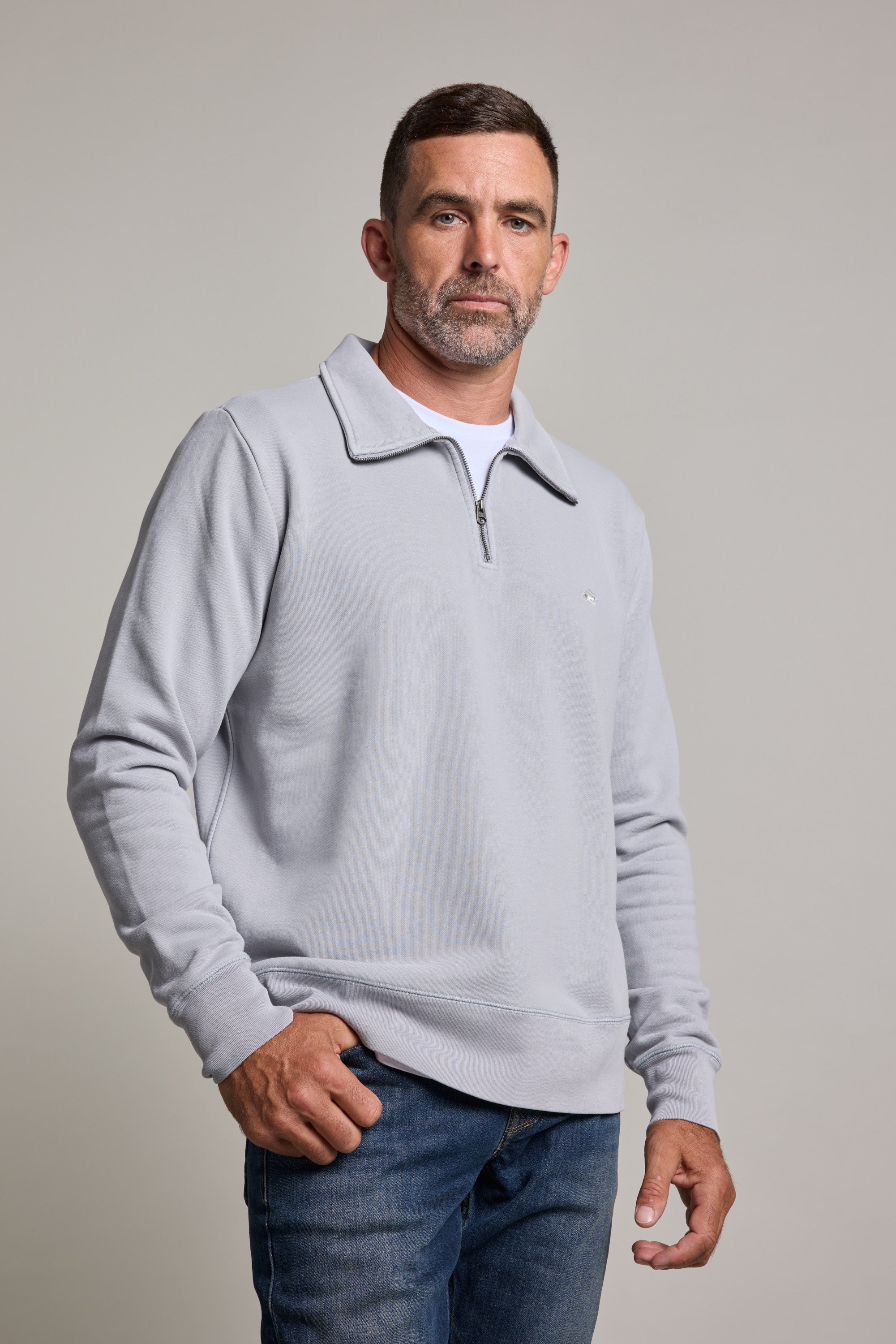 Barkers Galway GD 1/4 Zip in silver, relaxed fit