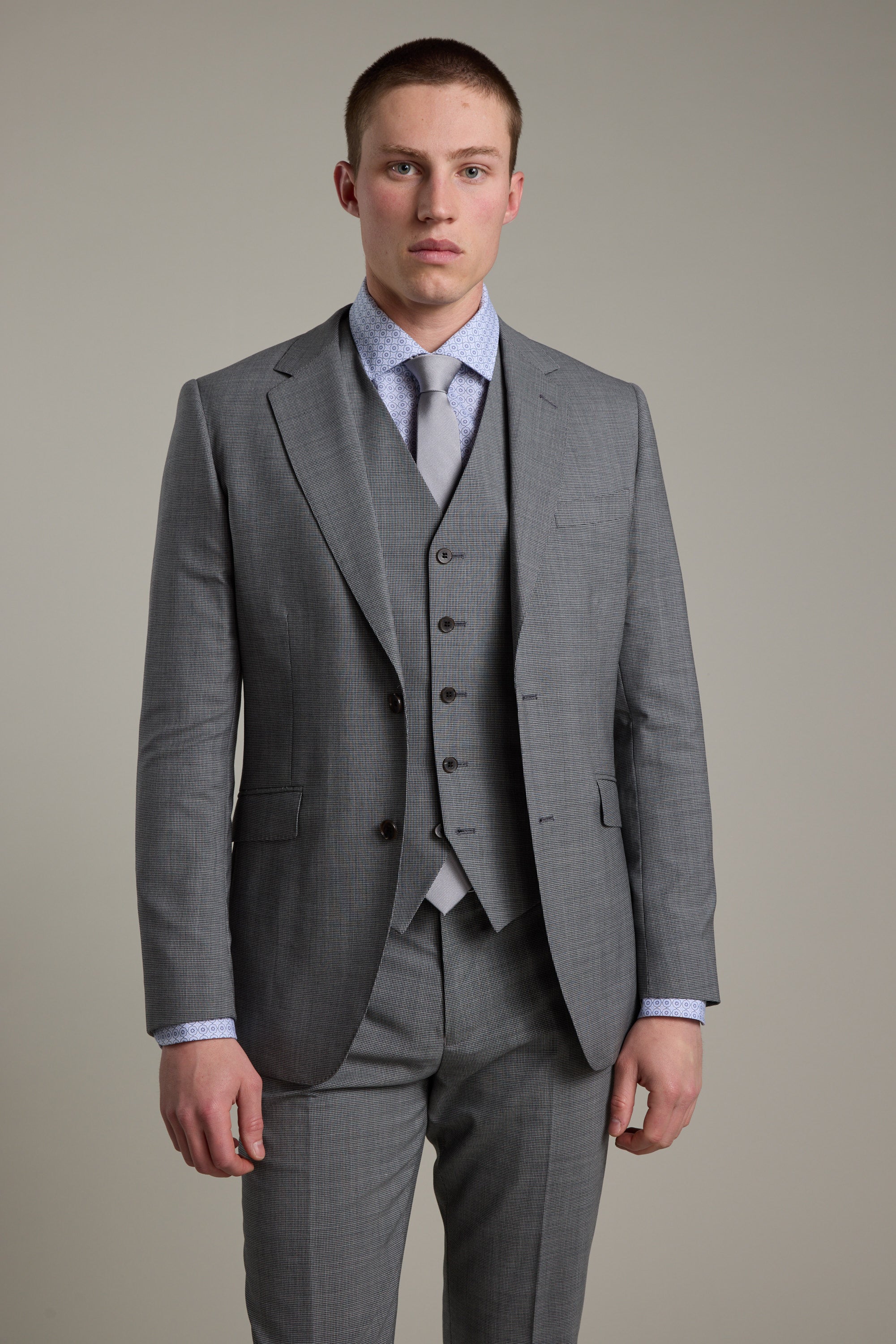 Barkers Henderson Waistcoat in grey, merino wool, additional view