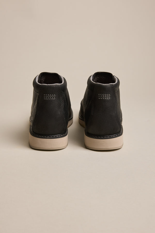 Timberland Redwood Edge Chukka Boot in black, additional view