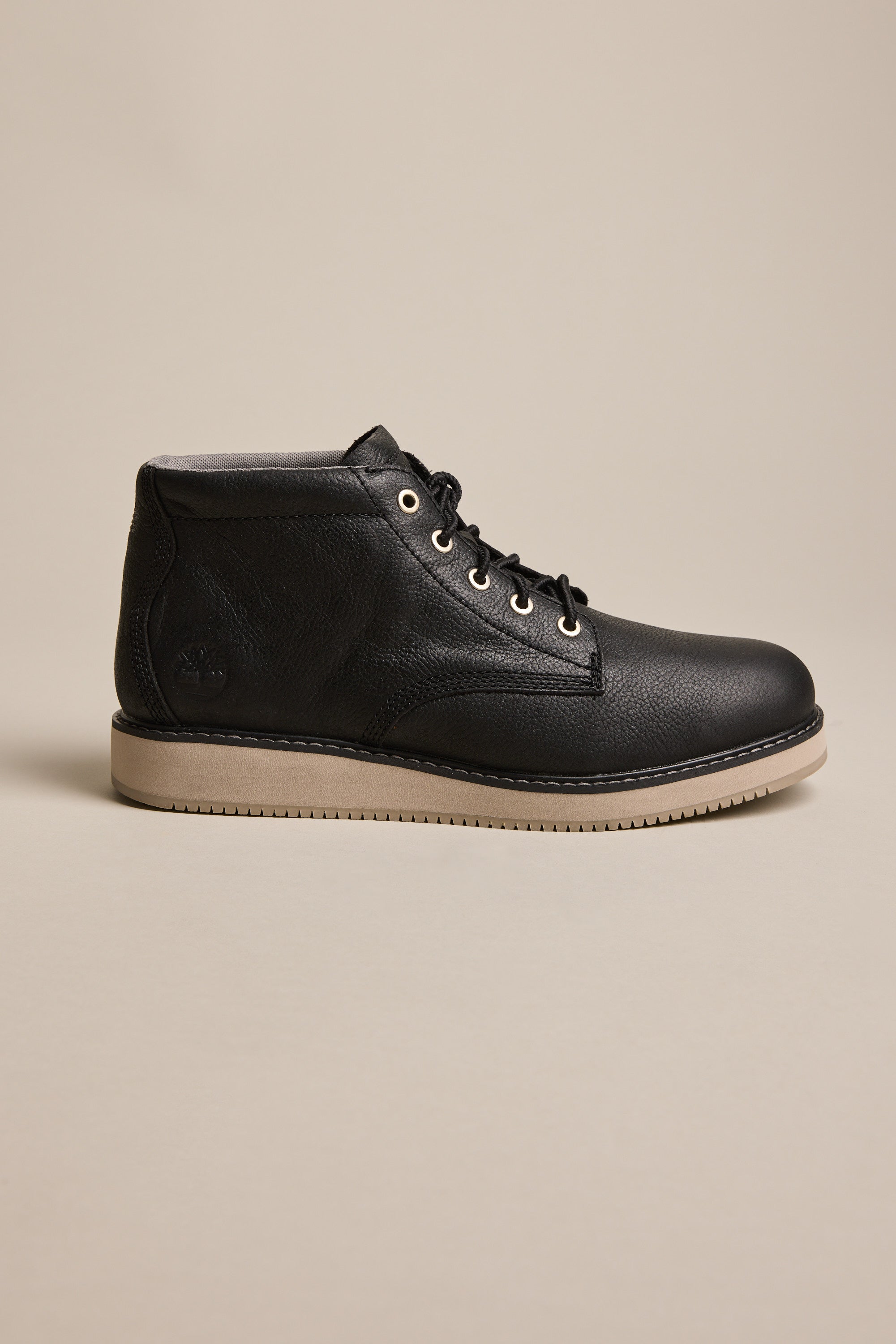 Timberland Redwood Edge Chukka Boot in black, alternate view